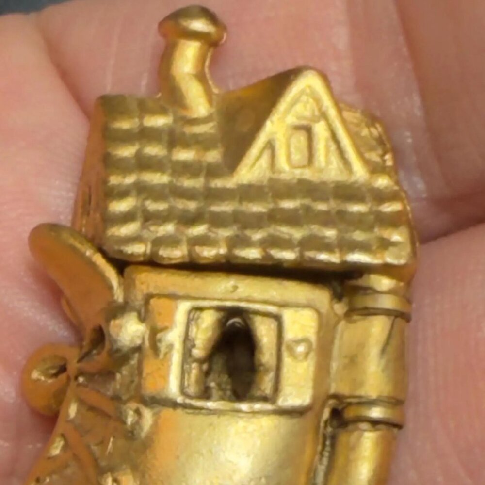 AJC Mother Goose Brooch Vintage Hinged Shoe Figural Storybook Pin 2” - Picture 13 of 13